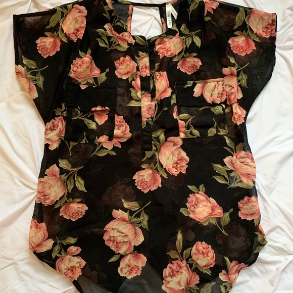 Tops - Floral Sheer Blouse